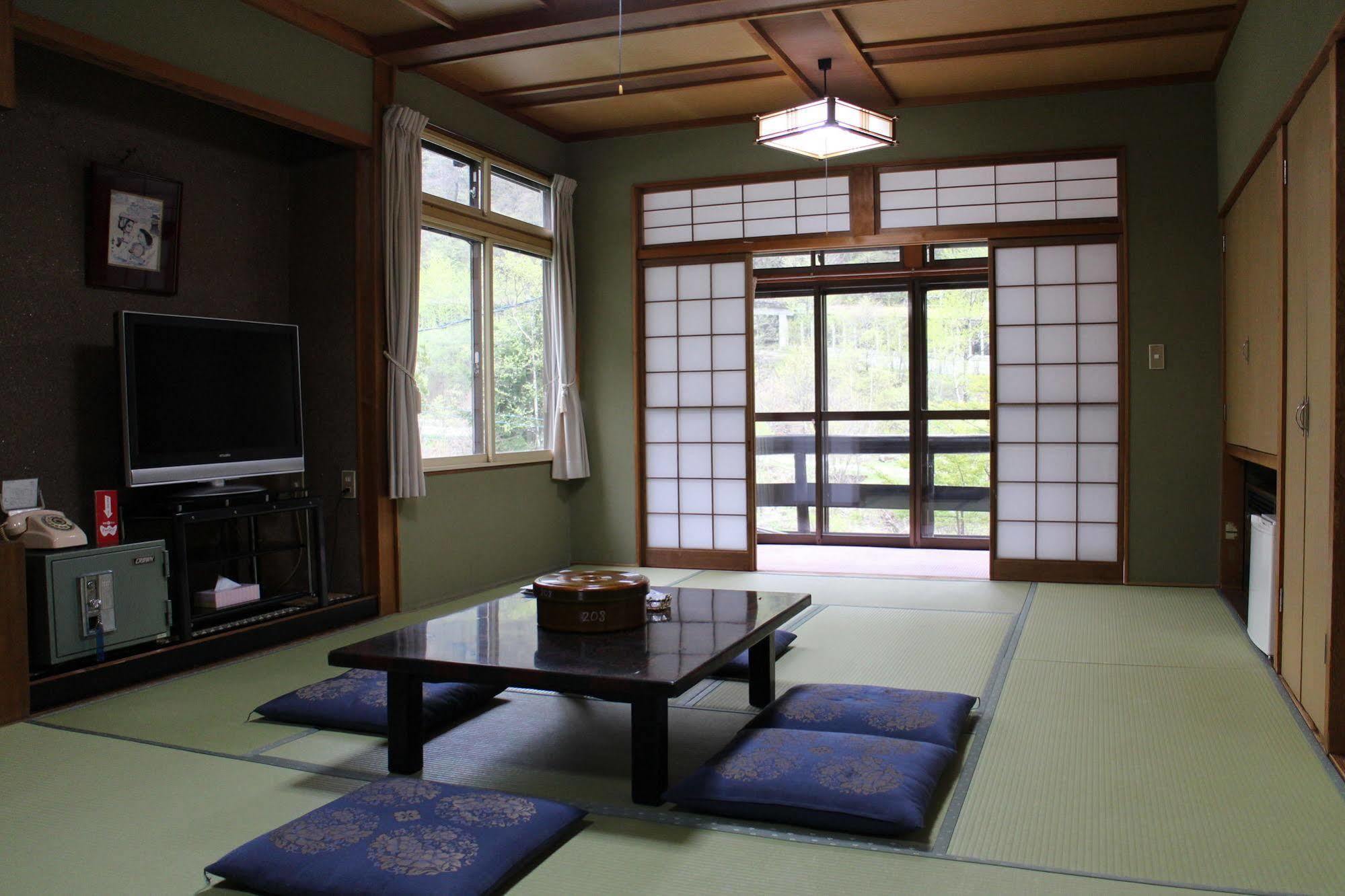 Shinzanso Hotell Takayama  Eksteriør bilde